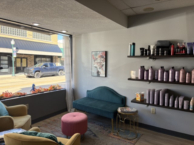 Hair salon dixon il, illnoise